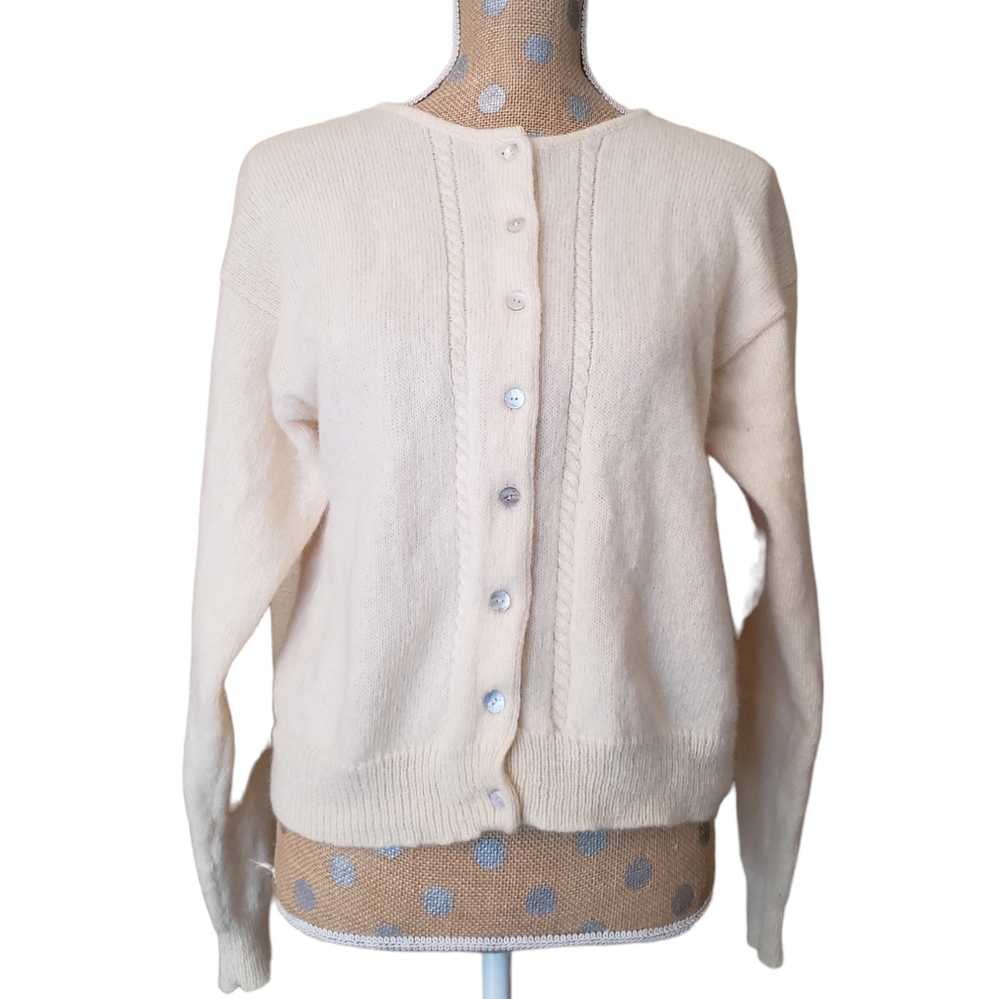 100% Shetland wool cream button up cardigan Limited XL extra large cable Knit